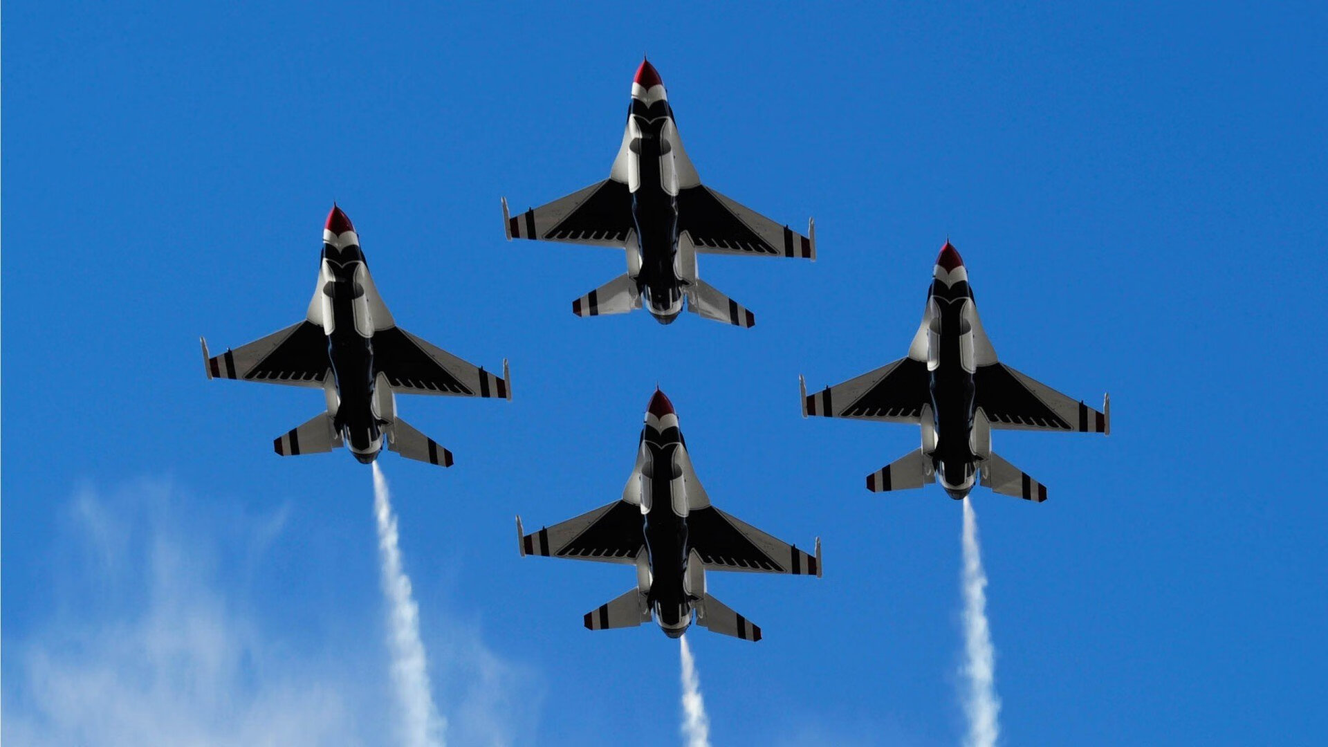 AYXSPORTSAPP-_火箭状态火热，新星崛起成关键_，火箭新动作