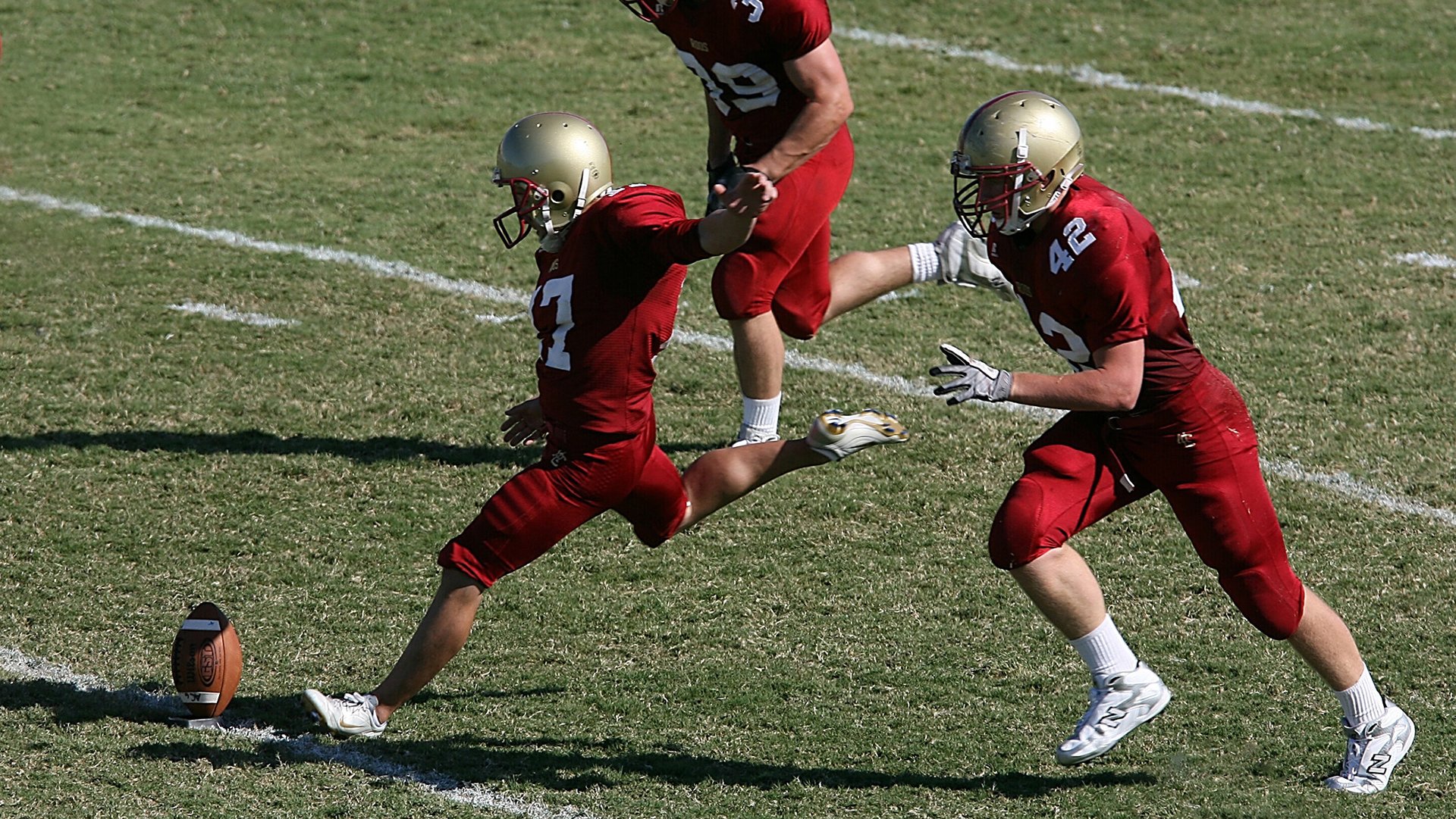 哥伦比亚队在巴黎奥运会比赛中展现出强大的远射能力,奥运会神仙颜值哥伦比亚