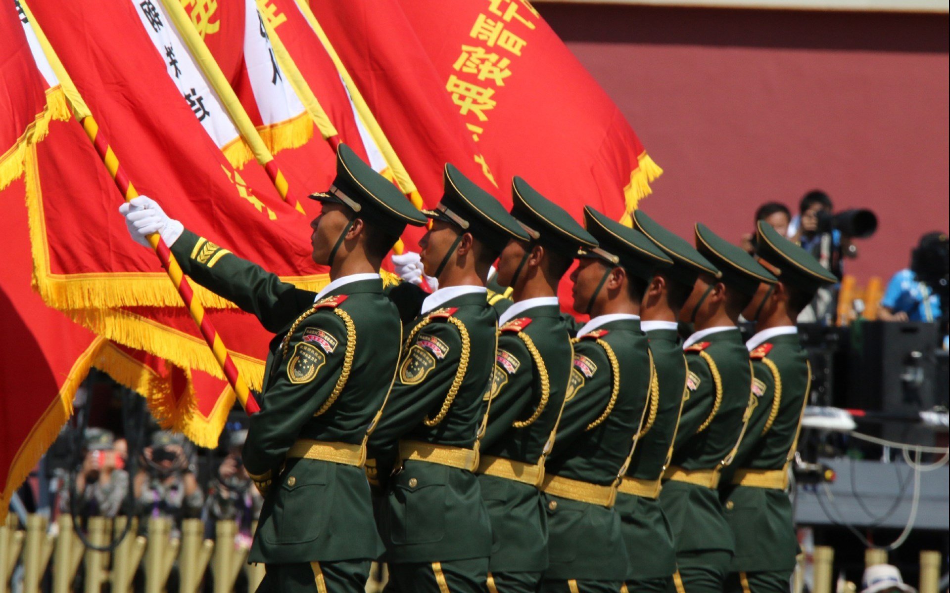 爱游戏-是否应设立球员职业道德评定系统，球员具备什么条件