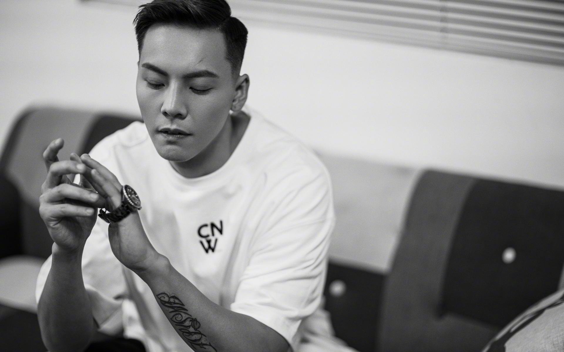 西班牙门将神扑三连，力保胜局，西班牙 门将