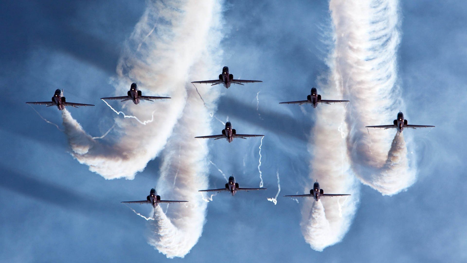 足球文化衍生短剧上线播出引发讨论,足球文化的定义