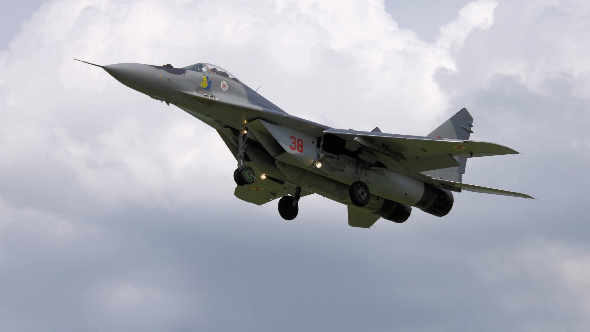 亚洲强队展现实力角逐荣耀,亚洲组12强