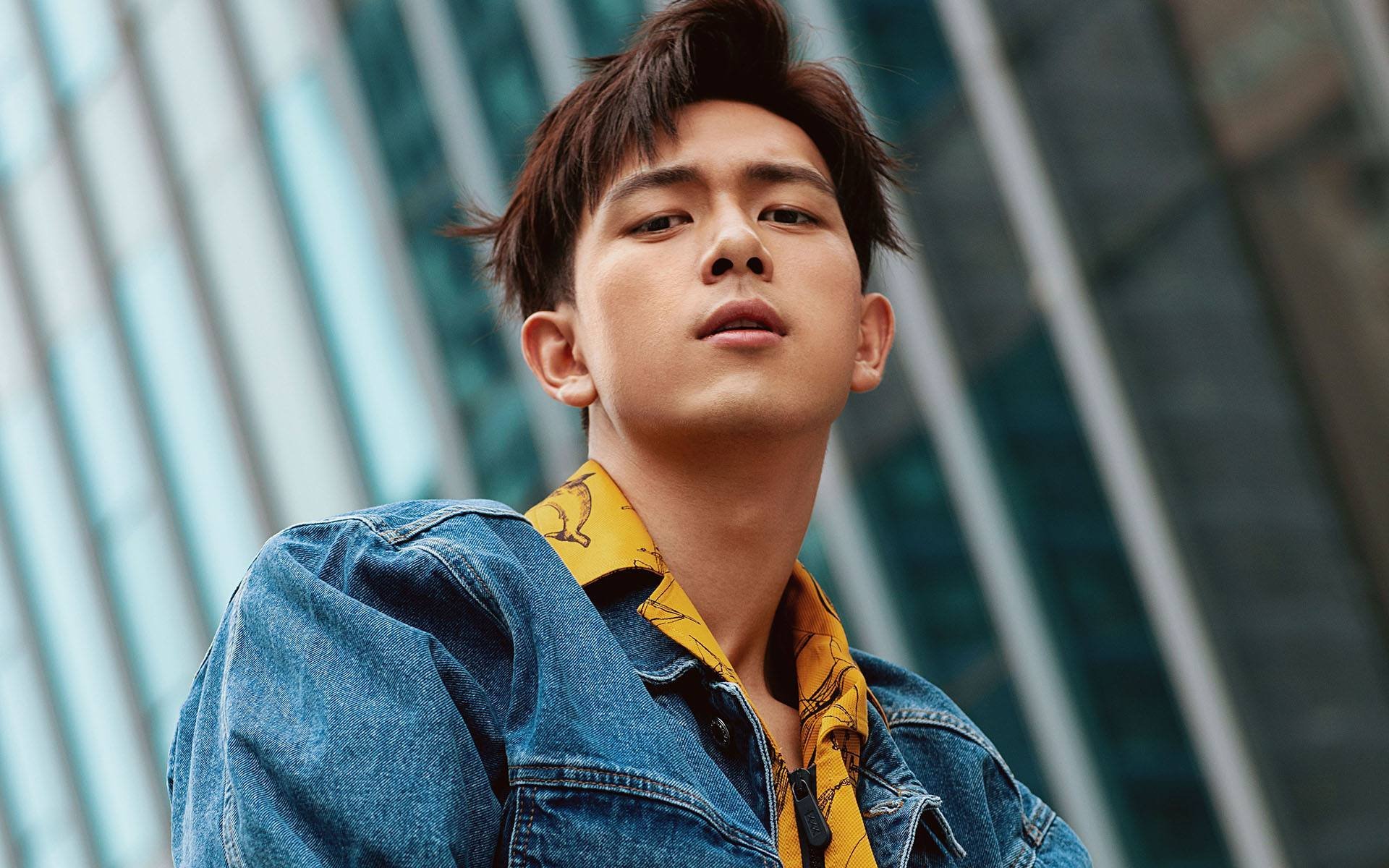 爱游戏体育app-张伟丽登顶积分榜格斗冠军赛，张伟丽格斗比赛视频直播