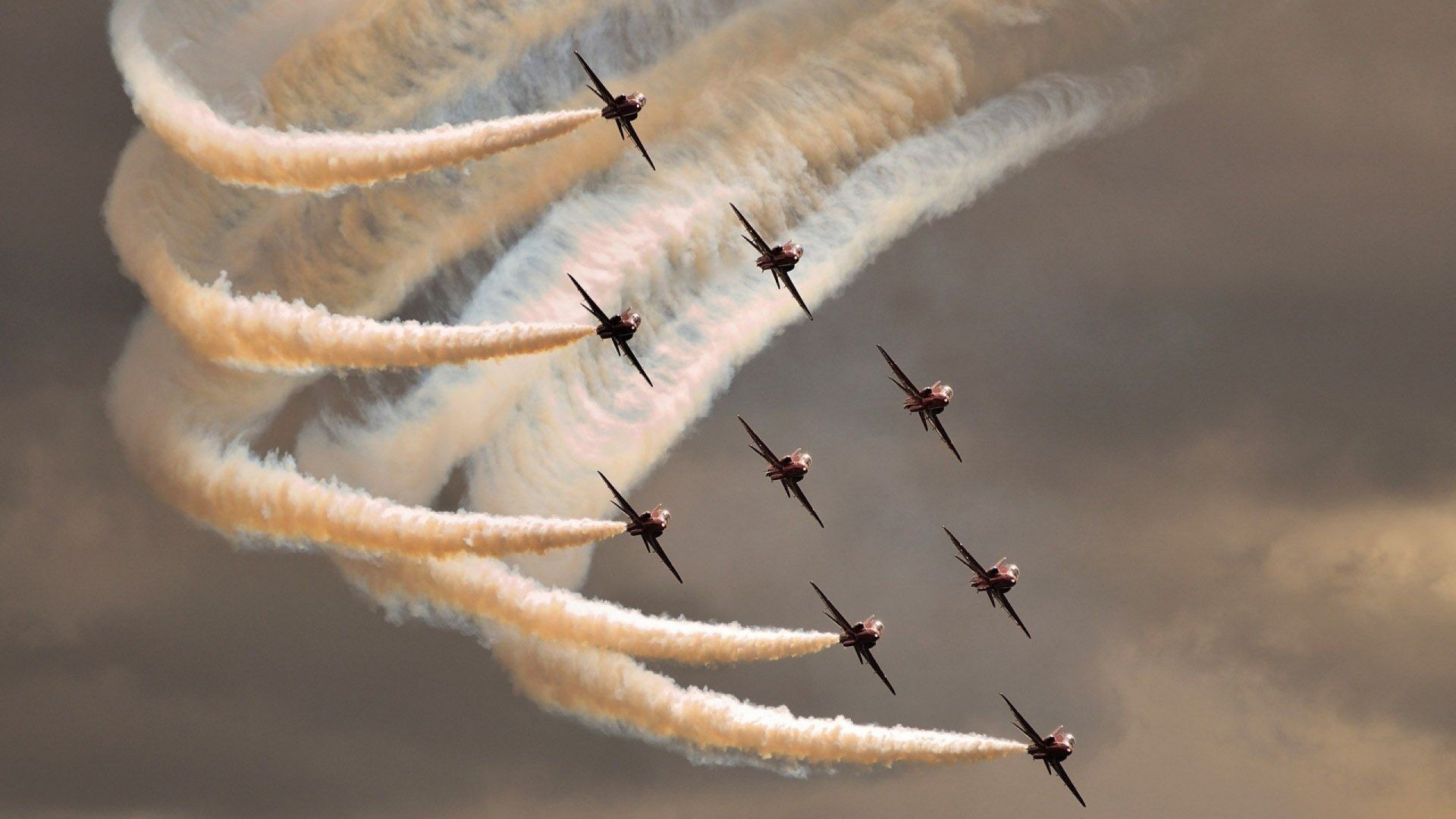 俱乐部经营模式转型压力大，俱乐部怎样经营与管理