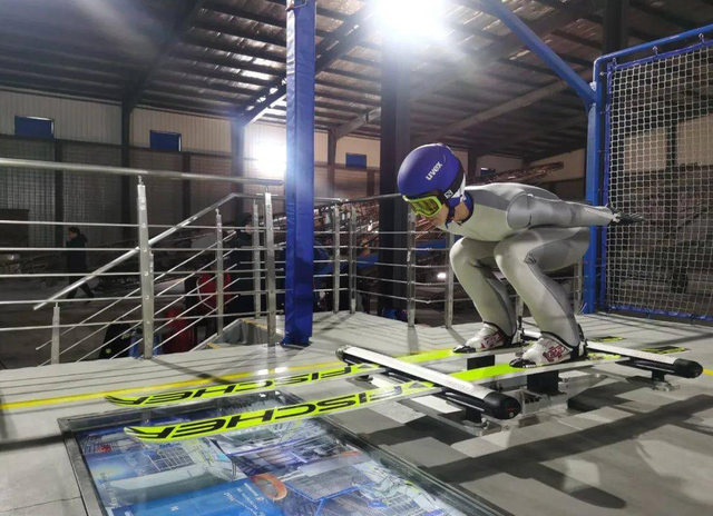 包含爱游戏：科技助力：现代运动中的高科技应用的词条