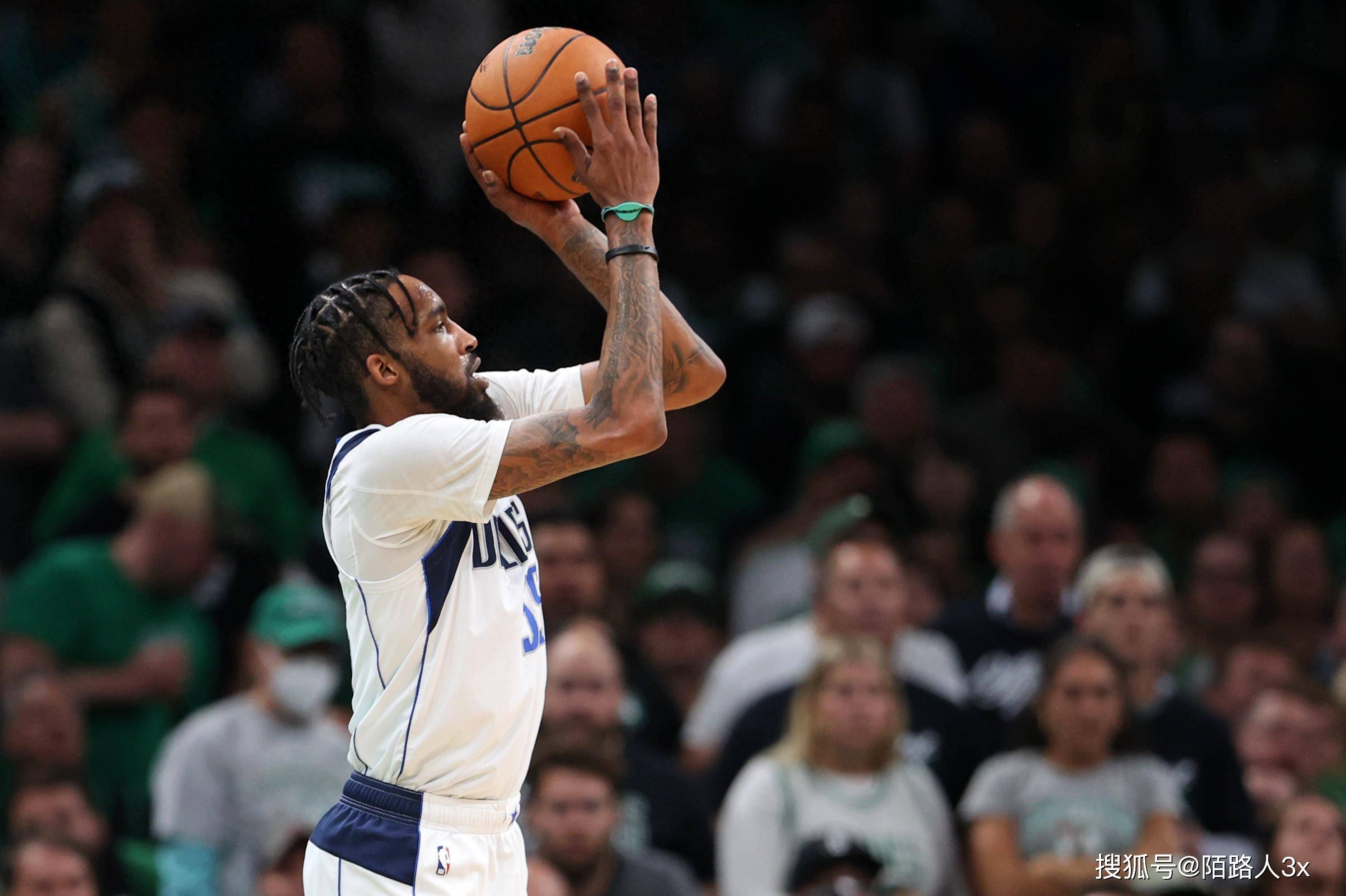 戈贝尔:爵士的防守核心 戈贝尔:爵士的防守核心