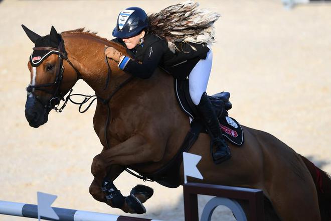 爱游戏:国际马术赛事的精彩瞬间，骑手与马的默契合作的简单介绍