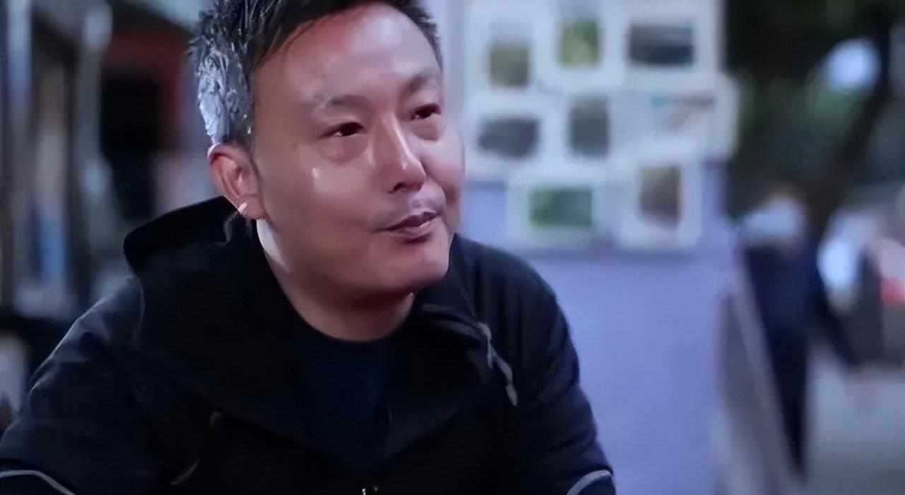 AYX爱游戏：CBA球员：高薪背后，压力与责任，如何平衡职业与生活？的简单介绍