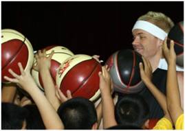 包含AYX爱游戏:中国篮球运动员的退役转型:如何提供更多支持,帮助他们顺利转型?的词条 包含AYX爱游戏:中国篮球运动员的退役转型:如何提供更多支持,帮助他们顺利转型?的词条