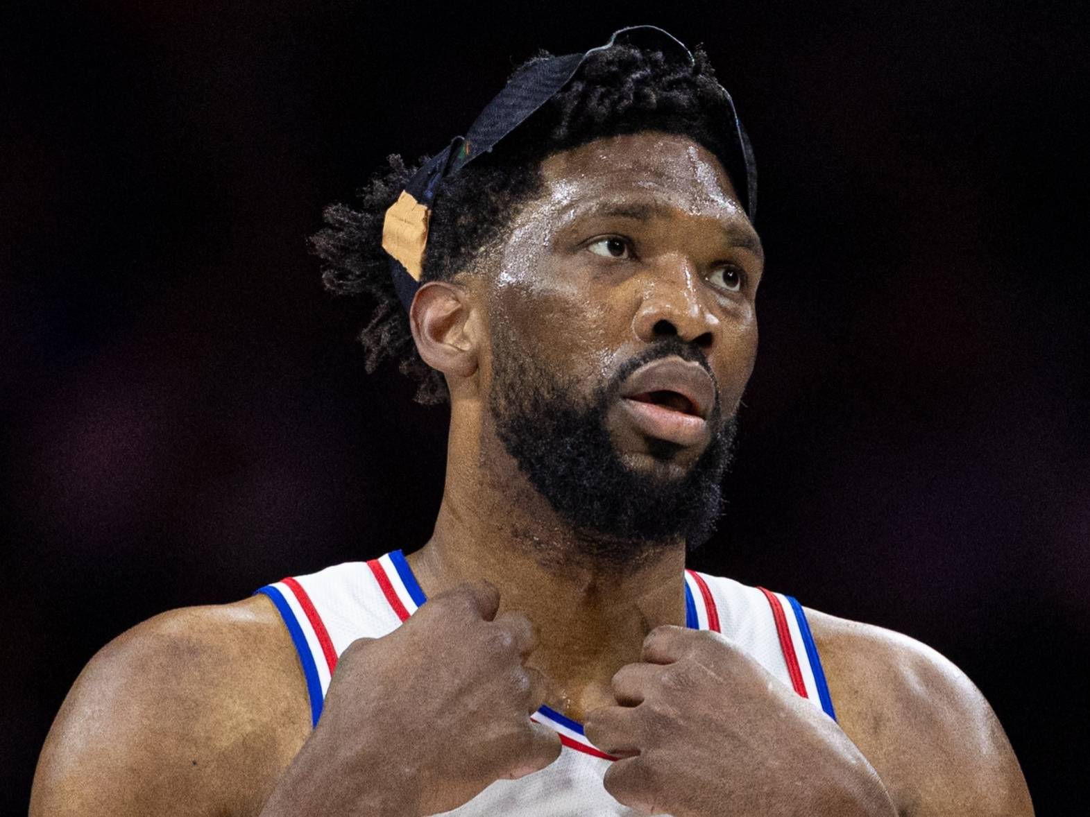 AYX体育官网-包含爱游戏官网:76人队恩比德伤愈复出：能否带领球队冲击总冠军？的词条