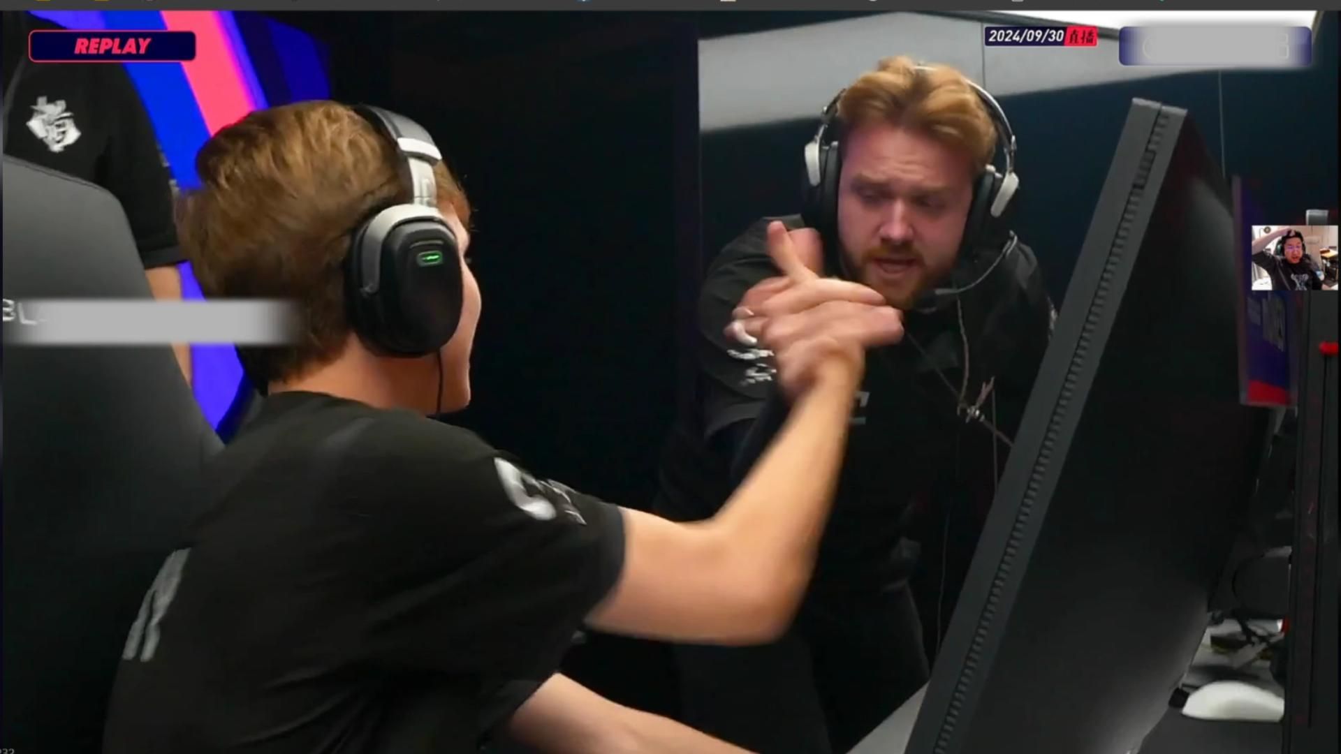 包含爱游戏入口:《CS:GO》战队变动:Navi迎来新选手以挑战世界前列的词条 包含爱游戏入口:《CS:GO》战队变动:Navi迎来新选手以挑战世界前列的词条