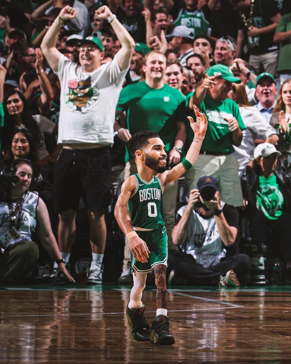 爱游戏官网:凯尔特人队新赛季:霍福德能否保持状态,继续为球队提供稳定贡献?的简单介绍 爱游戏官网:凯尔特人队新赛季:霍福德能否保持状态,继续为球队提供稳定贡献?的简单介绍